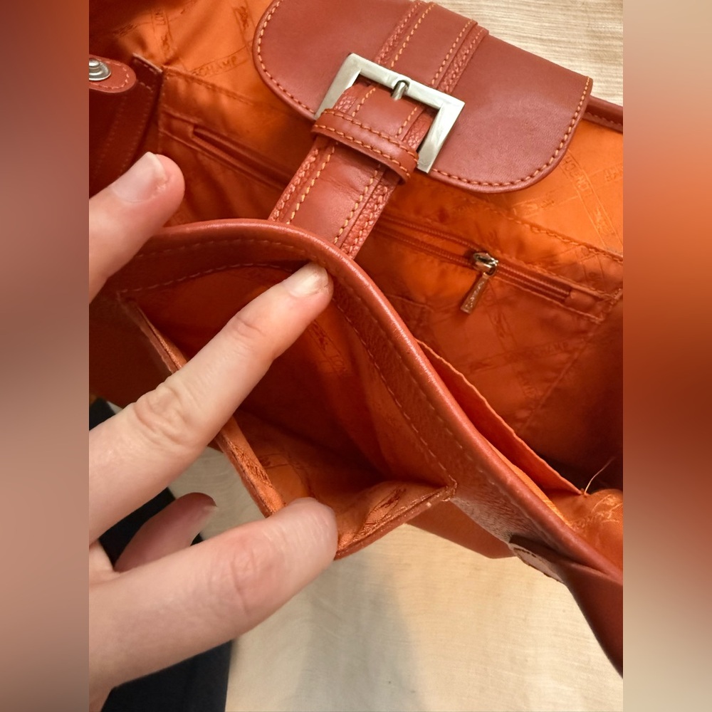 Elegant Brown Leather Longchamp Tote Bag - Picture 6 of 10